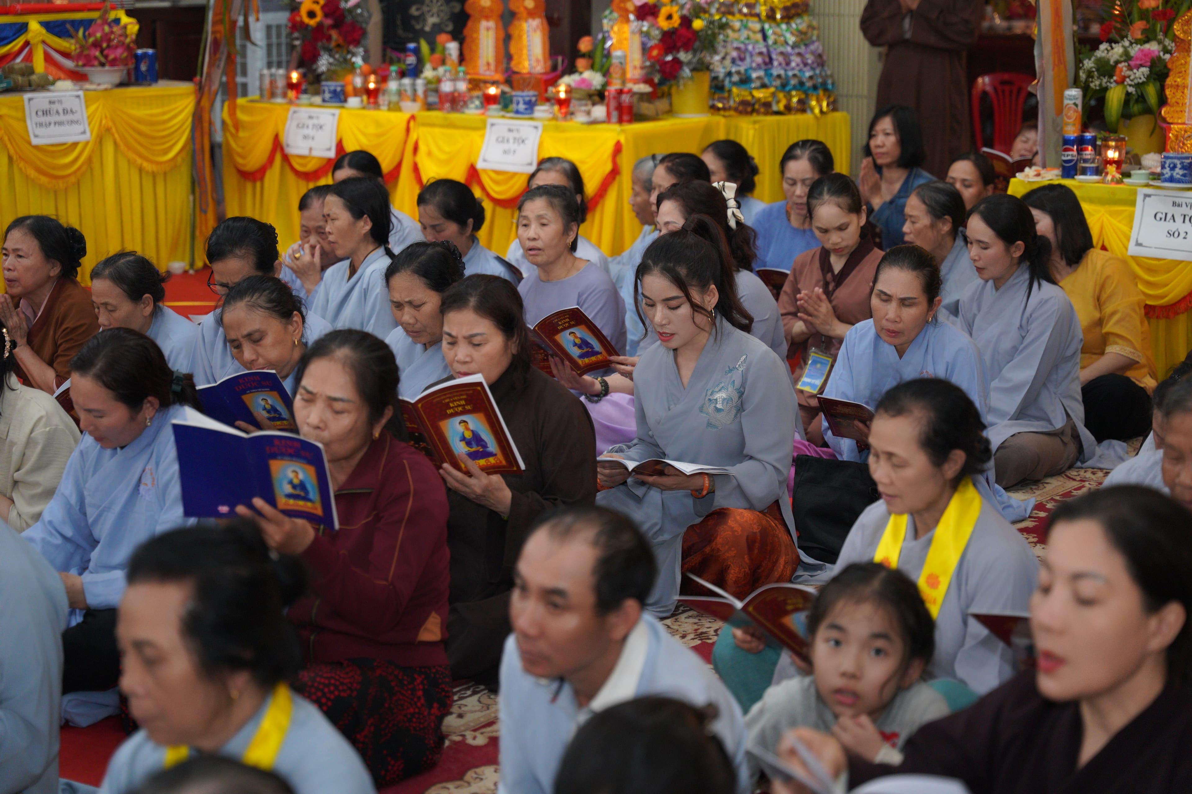 Nguyện cầu vong linh